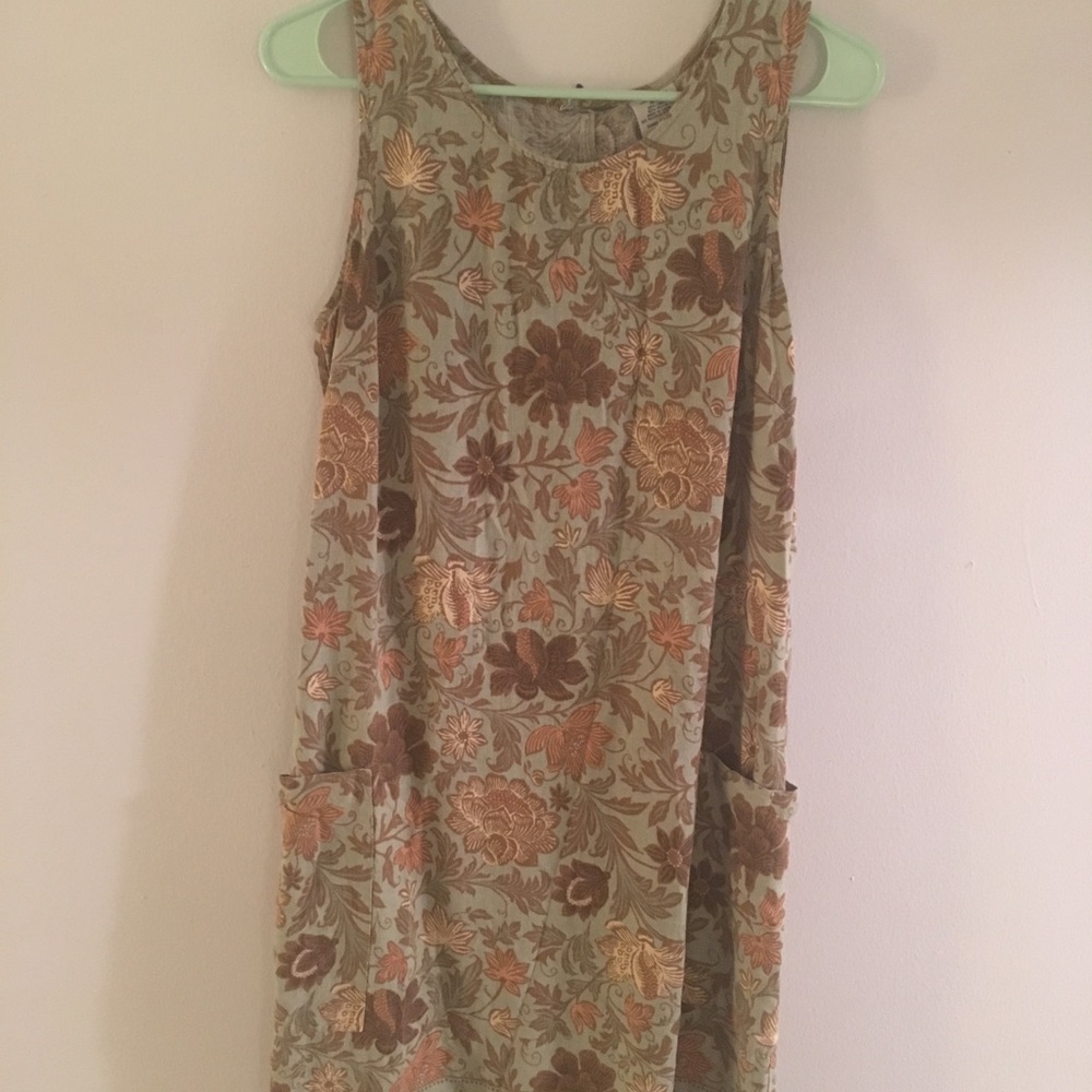 Green floral linen sack dress w/pockets!